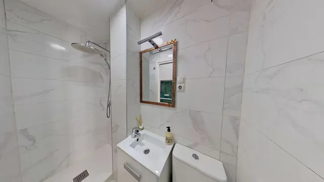 ¡Oportunidad Única! Local totalmente Reformado en Entrevías, Madrid ✨ — 13