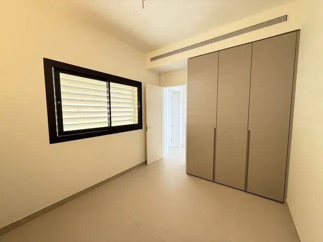 Apartamento 3 habitaciones 111m² en venta - Centro — 28