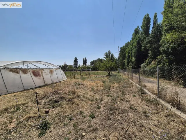 TERRENO CON NAVE EN VENTA EN VILLABAÑEZ (VALLADOLID) — 12