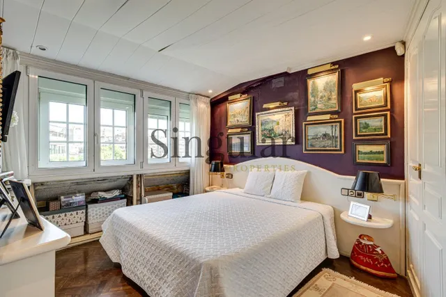 Ático dúplex con piscina privada y espectaculares terrazas junto al parque de Monterols — 48