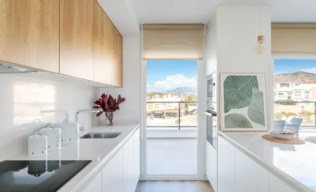 CHALET INDEPENDIENTE  CON 275 METROS DE JARDIN — 25