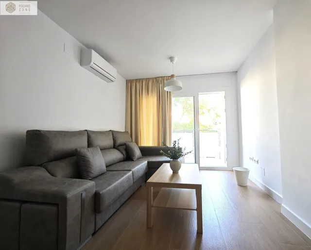 PISO ALQUILER EN LA ZONA DE LOS GUINDOS — 11