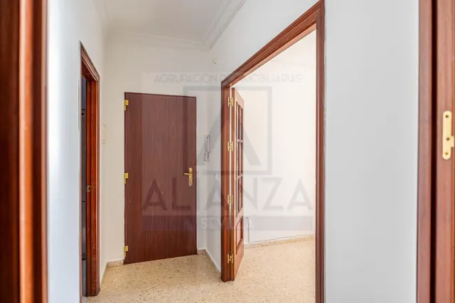 Venta de piso en Camas (Sevilla) — 32
