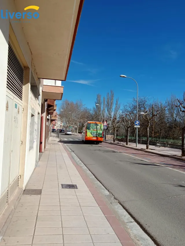 PLAZA DE GARAJE MUY CÉNTRICA - foto 4