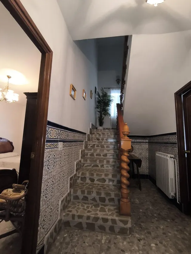 Amplia Casa en Noblejas - Oportunidad Única por €180,000 — 24