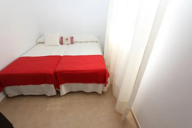 villa independiente 1º linea de playa cabopino — 37