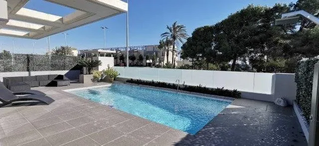 Villa independiente  con piscina en Campoamor! — 26