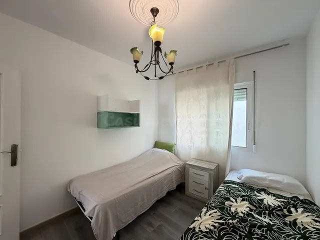 Apartamento 2 habitaciones 79m² en venta - Estacion de autobuses — 44