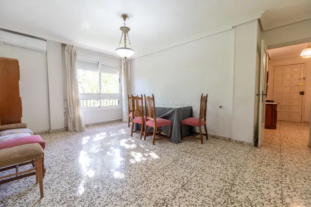 Piso en Av. Abarán - foto 2