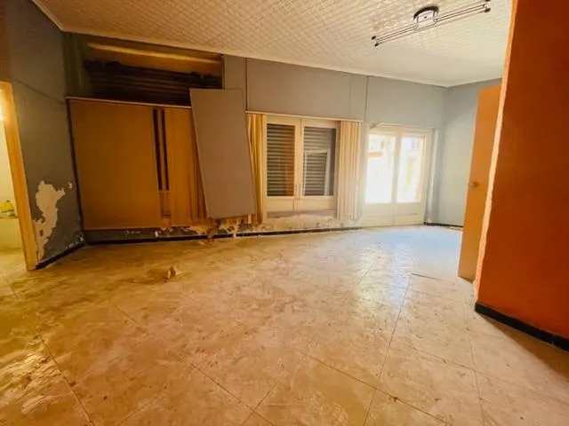 EDIFICIO DE 3 PISOS DE 3 habitaciones +LOCAL COMERCIAL Y 3 TRASTEROS — 14