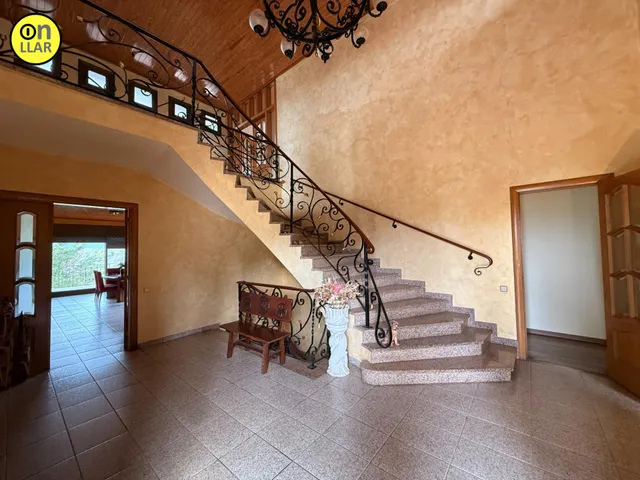 Casa en venta en L'Ametlla del Vallès — 34