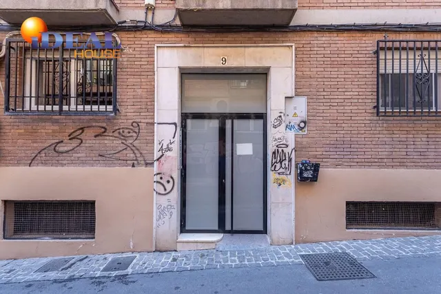 Piso reformado junto a triunfo — 22