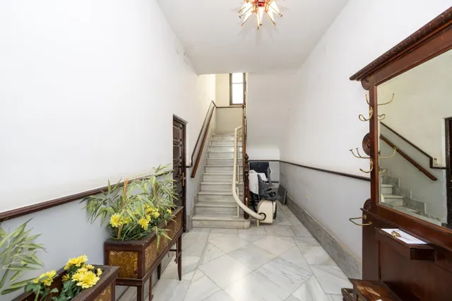 Vivienda exclusiva de planta completa con cochera y espectacular terraza panorámica — 6