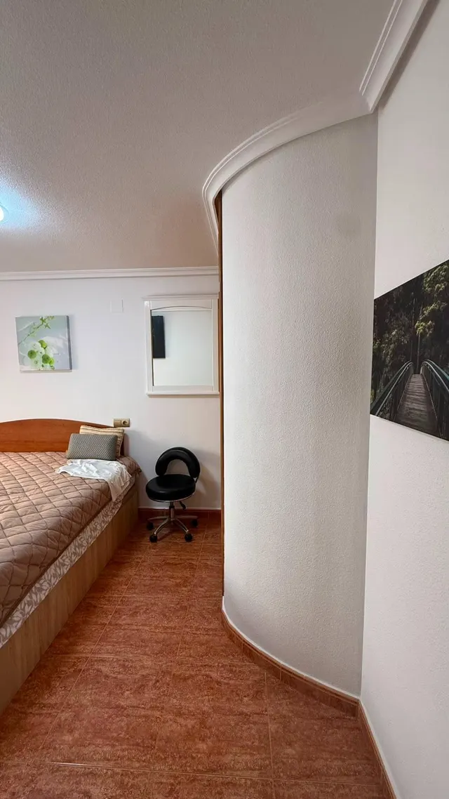 BUNGALOW EN PLANTA BAJA EN LA MATA A 150 METROS DE PLAYA. CON 3 DORM. 1 BAÑO. CON PARCELA DE 66 M2 Y DE CASA 78 M2. — 12