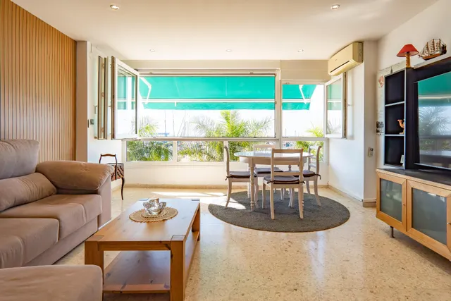 Piso en venta en Caleta de Vélez junto al mar — 8
