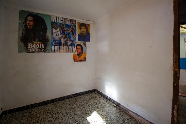 ¡Una oportunidad para crear tu hogar en una de las zonas con más personalidad de Xàtiva! — 19
