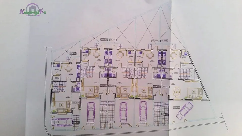 Terreno urbano + Proyecto de 5 viviendas