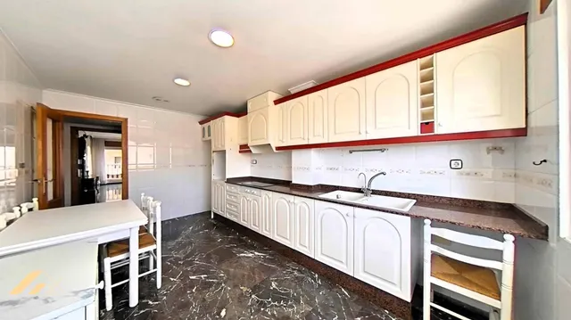 Apartamento 4 habitaciones 159m² en venta - Zona Pueblo — 14