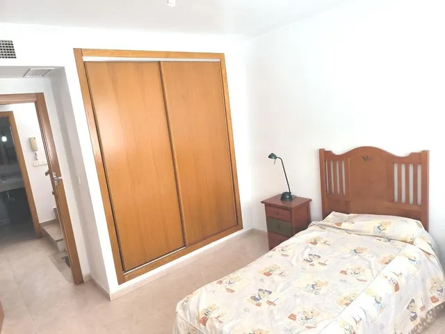 Duplex de 5 dormitorios y sotano privado — 19