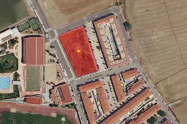 Terreno urbano para construir en venta en Olivenza — 6