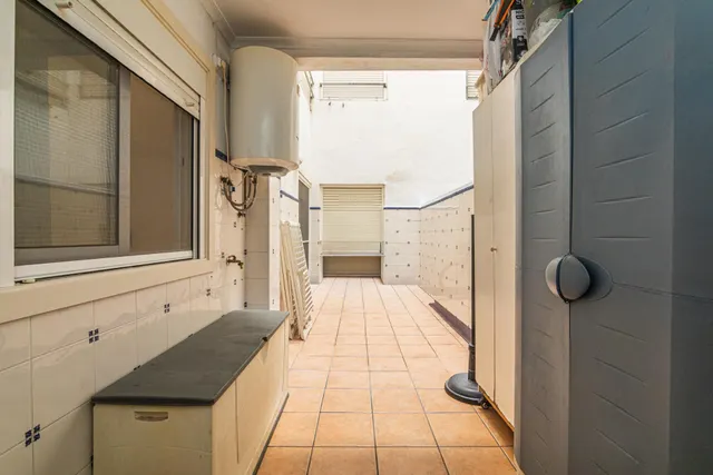 Tu refugio de luz en el corazón de Elche: entresuelo reformado con patio pisable — 14