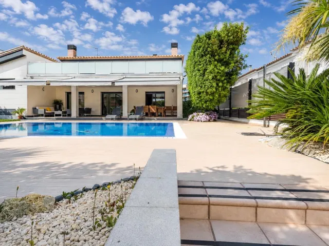 Casa moderna en Santa Margarita con 22m de amarre - foto 5
