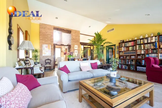 GRAN CASA CON PISCINA EN COLINAS BERMEJAS, MONACHIL — 15