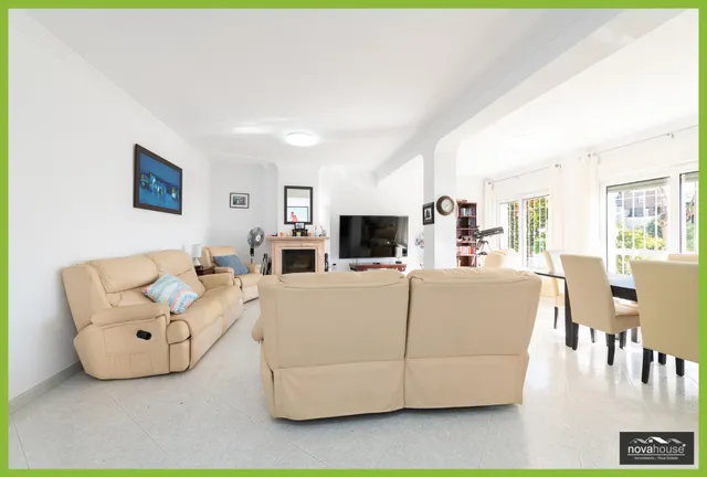 Chalet independiente con piscina privada y vistas al mar — 8