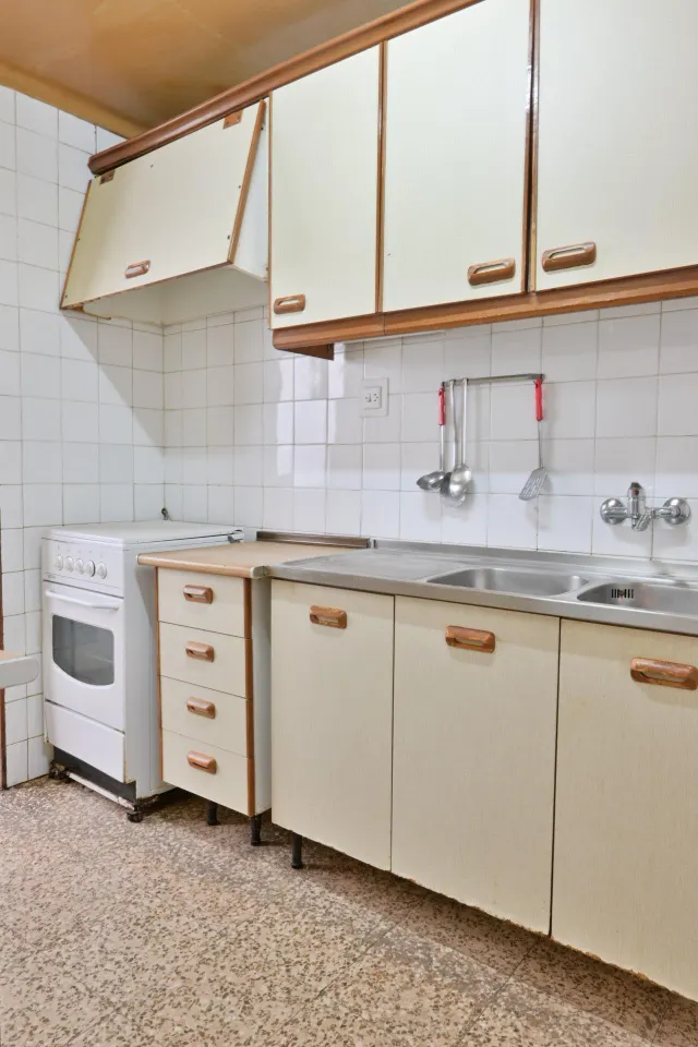 Piso de Renta libre en venta de cuatro dormitorios con terraza zona Parque Alcosa — 17