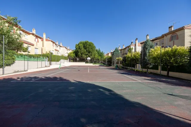 Fantástica vivienda en Loma Linda, vistas panorámicas y zonas Comunes. — 48