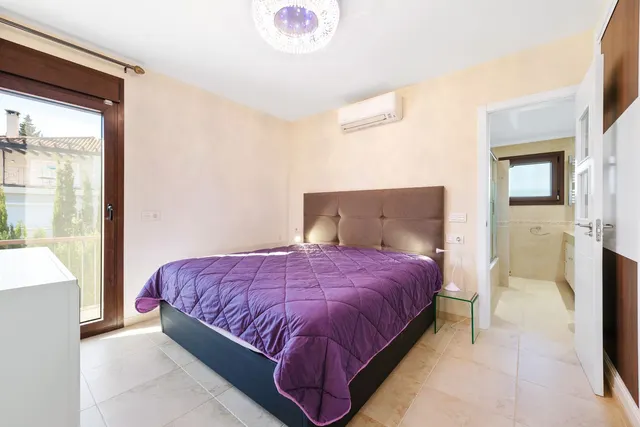 Chalet 5 habitaciones 337m² en venta - Costa Del Sol — 12