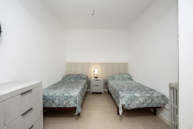 ESPECTACULAR PISO DE 4 DORMITORIOS EN PEDRO ANTONIO DE ALARCÓN 9 — 22