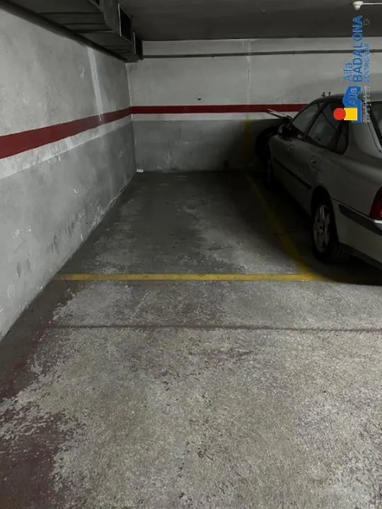 Venta de Plaza de aparcamiento en Zona de Progrés — 2