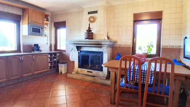 Urbis te ofrece un chalet en venta en Ciudad Rodrigo, Salamanca. — 30