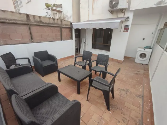 Estudio con terraza en alquiler de temporada en Torrevieja - foto 3