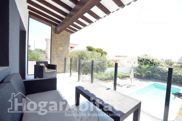 PRECIOSO CHALET REFORMADO CON PISCINA, GARAJE Y DOS TERRAZAS — 5
