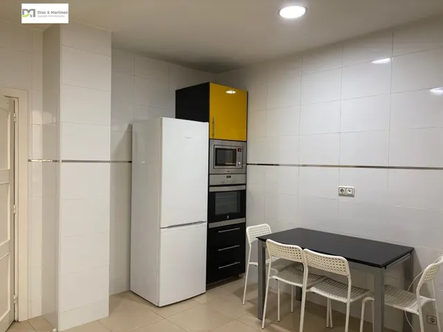 APARTAMENTO AL LADO DE SANTO DOMINGO — 11