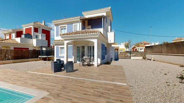 CASA O CHALET INDEPENDIENTE EN VENTA EN RM-620 s/n LORCA