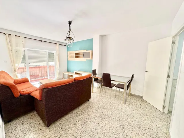 Piso de 3 habitaciones en el corazón de Salobreña - foto 4