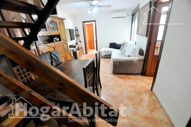 ADOSADO CON TERRAZA EN ZONA TRES FORQUES — 32
