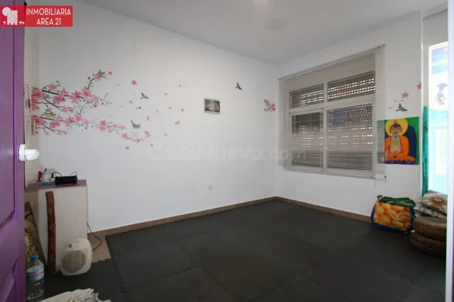 ALQUILER LOCAL COMERCIAL — 4