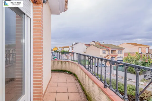 Chalet en venta en la mejor zona de ATARFE — 35