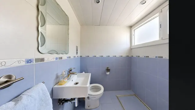 Chalet pareado en venta. — 31