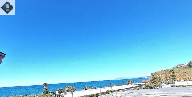 Ático con gran solarium y  vistas al mar. — 9
