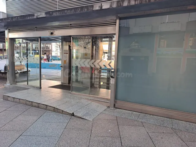 Plaza de aparcamiento en las Llamas de Torrelavega - foto 2