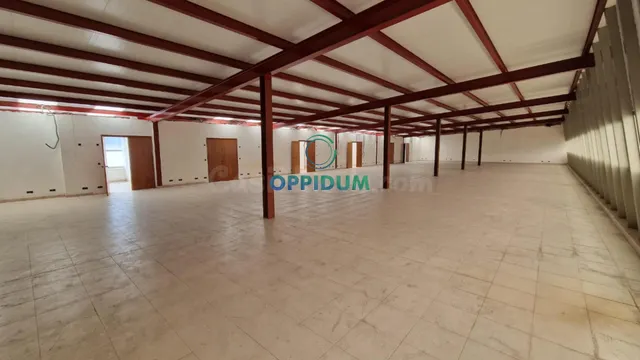 Venta Nave en Pocomaco, A Coruña, con 2.029 m2, 3 plantas - foto 4