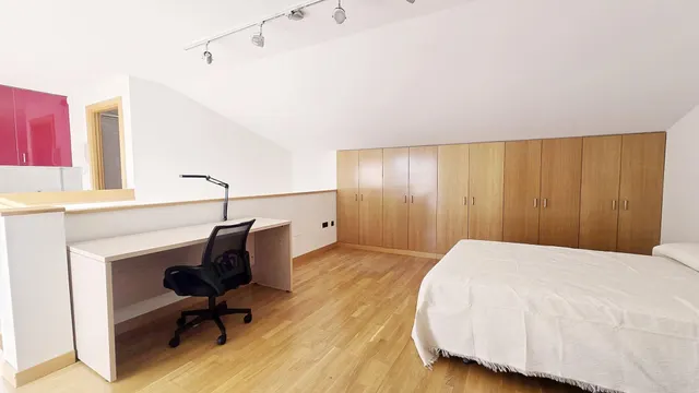 ¡EN ALQUILER PARA ESTUDIANTES! PISO TIPO ESTUDIO EN EXCLUSIV - foto 4