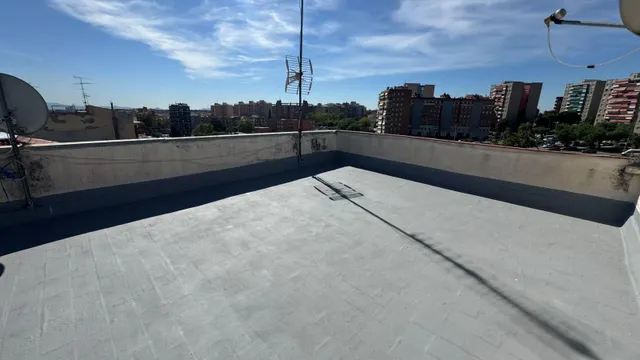 Piso de 2 habitaciones con balcón — 20