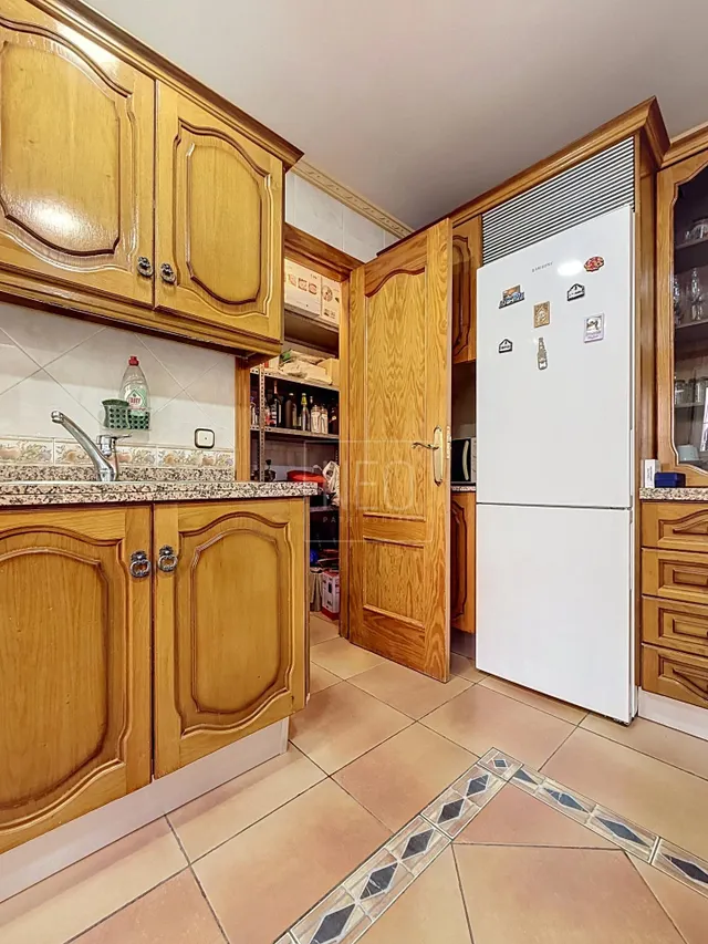 CHALET ADOSADO EN CALLE CAZADOR, HUETOR VEGA — 11