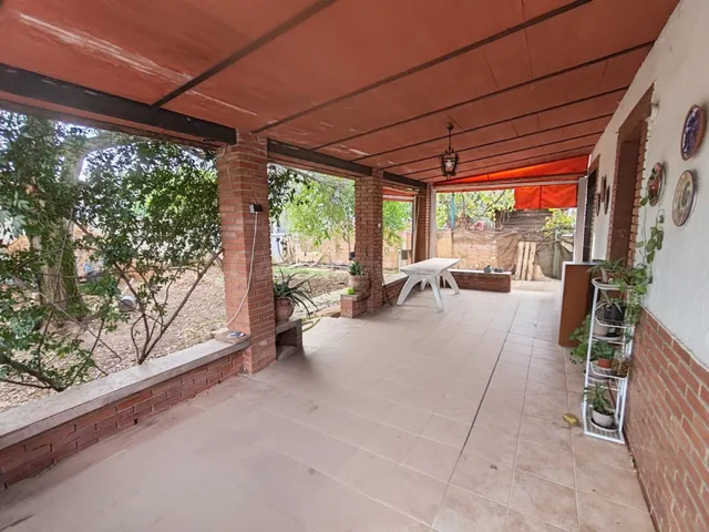 CASA CON TERRENO EN LA QUEMADAS A TAN SOLO 7 MINUTOS DE CÓRD - foto 4